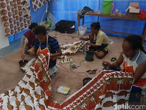 Yang Mesti Dibeli Dari Raja Ampat: Batik Motif Penyu!