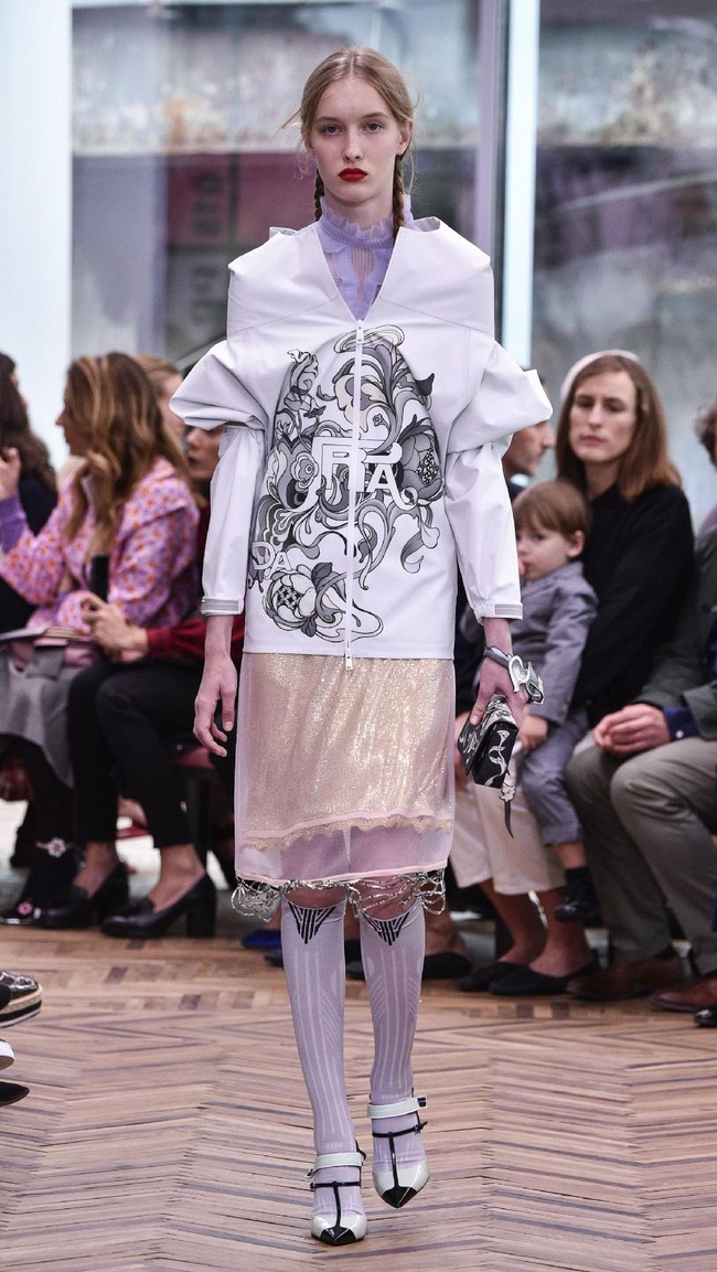 Model walks the runway at the Prada Resort Collection 2018 show at Osservatorio Prada on May 7, 2017 in Milan, Italy.  (Photo by Pietro DAprano/Getty Images)