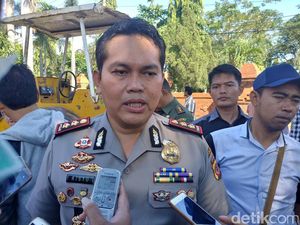 Kapolres Cirebon Ancam Sanksi Anggota yang Tinggalkan Pos Mudik