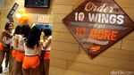 Hooters, Restoran dengan Pelayan Seksi
