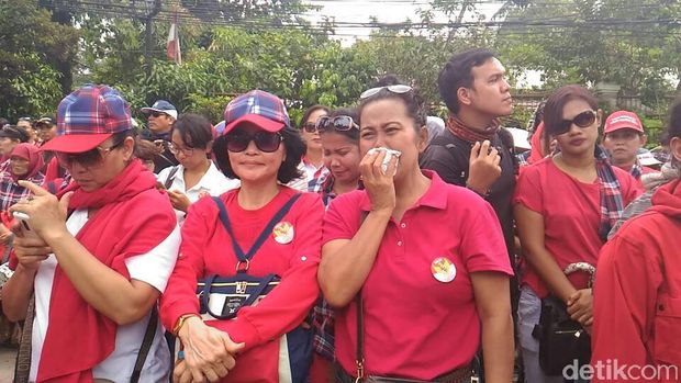 Massa pendukung Ahok.