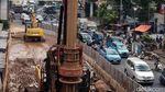 Imbas Proyek Underpass, Jalan Matraman Raya Menyempit