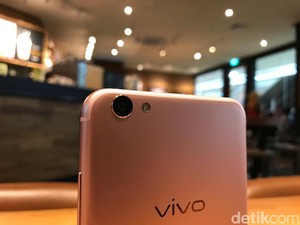 V5s Laku 10 Ribu Unit Sehari, Orang Indonesia Disebut Mulai Lirik Vivo