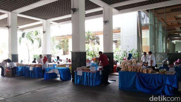 Ada jajanannya juga lho (Kurnia/detikTravel)