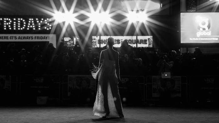 LONDON, ENGLAND - OCTOBER 05:  (EDITORS NOTE: Image created using a starburst filter and digitally altered) Actress Rosamund Pike attends the A United Kingdom Opening Night Gala screening during the 60th BFI London Film Festival at Odeon Leicester Square on October 5, 2016 in London, England.  (Photo by Gareth Cattermole/Getty Images)