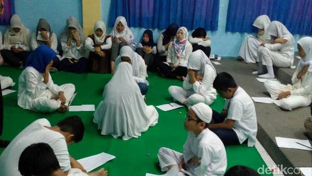 Jelang Ujian Nasional, SD Perguruan Cikini Gelar Istigasah