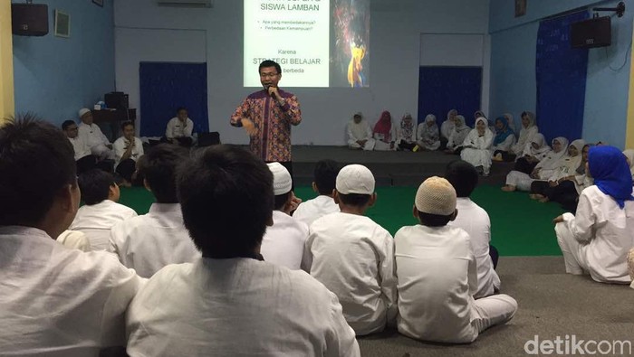 Jelang Ujian Nasional, SD Perguruan Cikini Gelar Istigasah