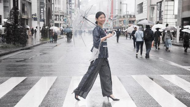 Pesona Tenun Tanimbar Maluku Tenggara Eksis di Ginza, Tokyo