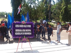 Gerakan Perempuan Lintas Agama NTT Gelar Aksi Dukungan untuk Ahok