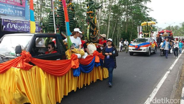 Makna Kirab Dalam Rangkaian Perayaan Waisak