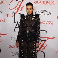 Kim Kardashian poses on the winners walk at the 2015 CFDA Fashion Awards at Alice Tully Hall at Lincoln Center on June 1, 2015 in New York City.  (Photo by Larry Busacca/Getty Images)