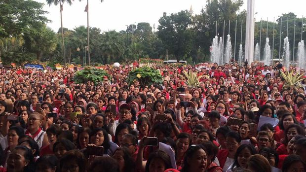Merinding! Begini Suasana Addie MS Saat Jadi Konduktur di Balai Kota