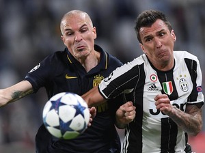 Juventus Manfaatkan Ketidaksempurnaan Skema Tiga Bek Monaco