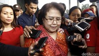 Kali ini Elza diperiksa bukan terkait dengan kasus pemberian keterangan palsu yang menjerat Miryam S Haryani, melainkan kasus dugaan korupsi proyek e-KTP dengan tersangka Andi Agustinus alias Andi Narogong.