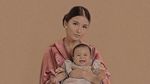 Uniknya Foto Chelsea Olivia Dan Buah Hatinya