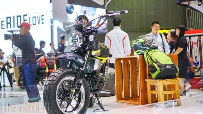 Si Monkey Gendong Mesin 125 cc