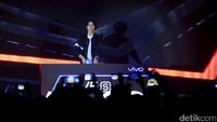 Dentuman musik yang dimainkan Al, meramaikan acara tersebut. Foto: Ari Saputra/detikHOT