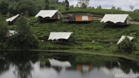 Obyek wisata Glamping Lakeside merupakan penginapan yang berjejer di tepi Situ Patenggang menjadi tempat favorit para wisatawan terutama untuk yang berlibur bersama keluarga atau untuk berbulan madu (Wisma/detikTravel)