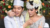 Pernikahan itu digelar di kawasa Taman Mini Indonesia Indah, Kamis, (11/5/2017). Foto: Noel/detikHOT