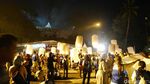 Wah... Cantiknya Lampion Waisak Hiasi Langit Borobudur