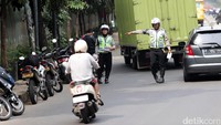 Operasi Patuh Jaya 2017 digelar untuk meningkatkan kedisiplinan pengendara. 