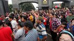 Massa Pro-Ahok di Mako Brimob Terus Bertambah