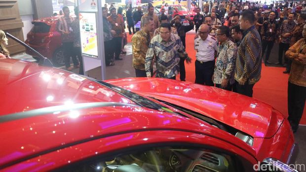 Pembukaan GIIAS Makassar