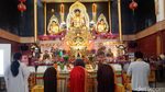 Umat Buddha Rayakan Waisak di Vihara Avalokitesvara