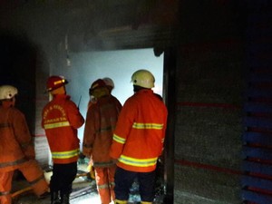Kebakaran di Samping Polres Jaksel Dipicu Korsleting Listrik di Kasir