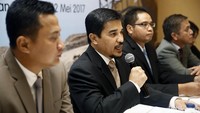 Pada RUPSLB PT Darma Henwa Tbk perusahaan yang bergerak dalam bidang jasa kontraktor pertambangan, jasa penambangan umum, pemeliharaan dan perawatan peralatan tersebut, menyetujui pergantian susunan Dewan Komisaris dan Dewan Direksi dengan Dirut Baru yakni Faisal Firdaus.