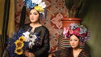 Mengenakan dress bernuansa vintage mexican, Aurel Hermansyah dan Ashanty tampil maksimal. Dok. Instagram/aurelie.hermansyah