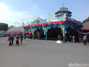 Potret Raja Jawa Menolak Eksklusivisme