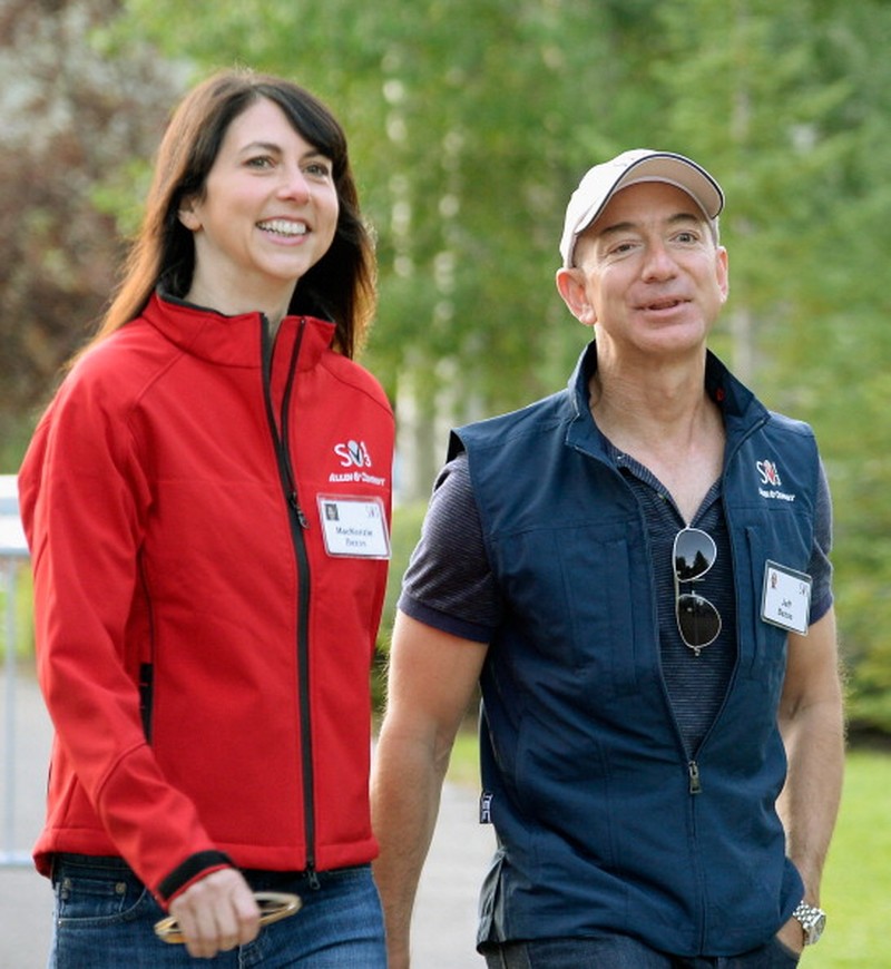 Jeff Bezos dan Istri