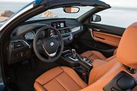 BMW Segarkan Seri 2