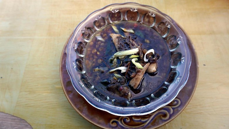 Foto: Milu Siram Kuah Bugis, wisata kuliner khas Gorontalo (Wahyu/detikTravel) Foto: Milu Siram Kuah Bugis, wisata kuliner khas Gorontalo (Wahyu/detikTravel)