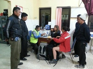 Kondisi Lemas, Dua Turis Tersesat di Bromo Berhasil Ditemukan