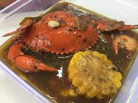 Mama's Crab: Kepiting Lada Hitam dan Saus Padang dalam Kemasan Juga Enak