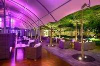 Di Iindigo Lounge Bisa Nikmati <i>Cocktail</i> dan Tuna Sambal Matah