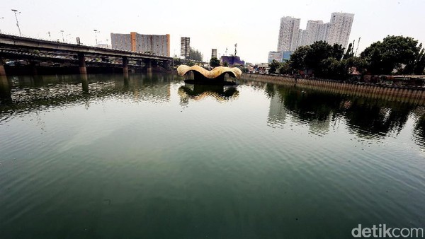 Cantiknya Waduk Grogol Kini