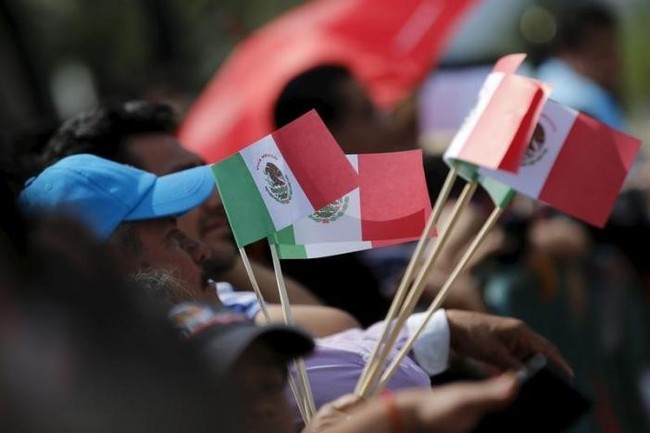 Batas toleransi terlambat untuk Meksiko adalah 30 menit dari waktu pertemuan yang telah ditentukan. Foto: REUTERS/Henry Romero