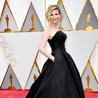 Kirsten Dunst attends the 89th Annual Academy Awards at Hollywood & Highland Center on February 26, 2017 in Hollywood, California.  (Photo by Frazer Harrison/Getty Images)