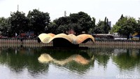 Waduk seluas 2,5 hektare ini terlihat bersih dari sampah.