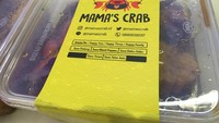 Pemesanan bisa dilakukan via Line (@mamascrab) sehari sebelumnya. Kepiting akan diantar via layanan ojek online.