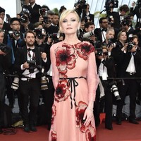 Kirsten Dunst attends the Cafe Society premiere and the Opening Night Gala during the 69th annual Cannes Film Festival at the Palais des Festivals on May 11, 2016 in Cannes, France.  (Photo by Pascal Le Segretain/Getty Images)