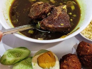 Wuenak Tenan! 5 Racikan Rawon di Kota Pahlawan Ini