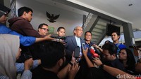 Seperti diketahui, Ahok divonis bersalah melakukan penodaan agama dan dihukum 2 tahun penjara. Ahok kini ditahan di Rutan Mako Brimob, Depok.