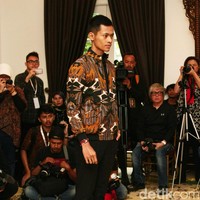 Brand Ambah Batik melangsungkan koleksi terbarunya di Plataran Menteng. Jakarta Pusat. [Mohammad Abduh/Wolipop]