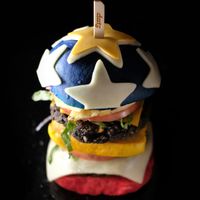 Pencinta Burger Wajib Mencicipi Burger Wonder Woman Ini!