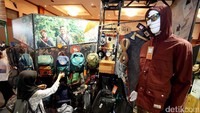 Indofest 2017 menghadirkan 120 eksibitor, mulai produsen peralatan dalam dan luar negeri, penyedia jasa kegiatan outdoor, promosi destinasi, beberapa komunitas kegiatan luar ruang, hingga Kementerian Lingkungan Hidup dan Kehutanan (KLH).