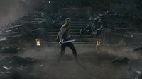 Namun petualangannya mengejar tahta baru saja dimulai. (Dok. Warner Bros Pictures)